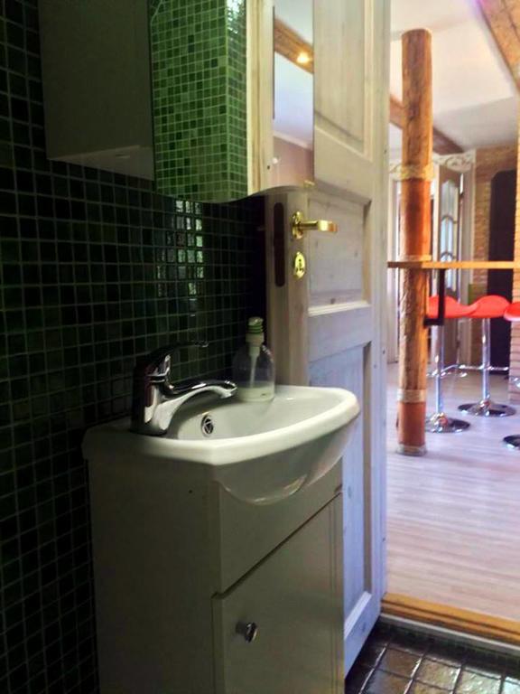 Tempel Apartement ปาร์นู ภายนอก รูปภาพ